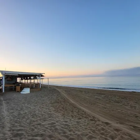 The House - 4min Walk To The Sea Feriehus Marbella