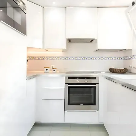 The House - 4min Walk To The Sea * Marbella