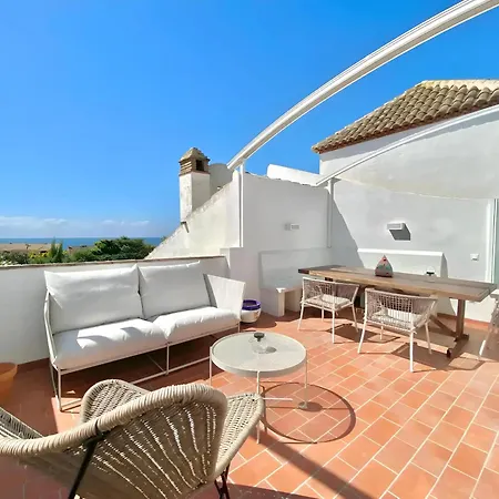 The House - 4min Walk To The Sea ماربيا