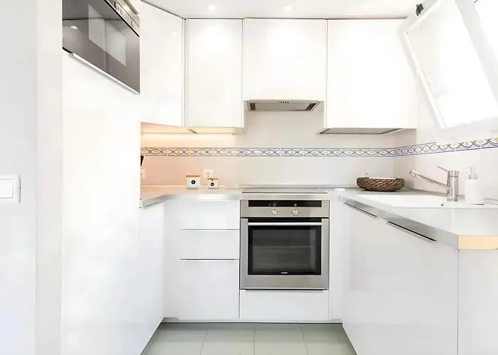 The House - 4min Walk To The Sea * Marbella